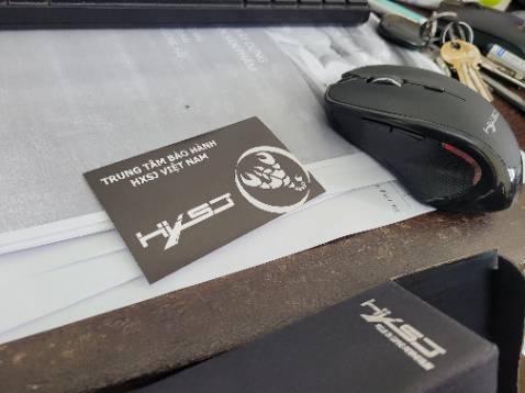 Chuột đẹp như trên ảnh, dùng ổn nhưng thao tác bấm con lăn chuột thì hơi bị cứng chút