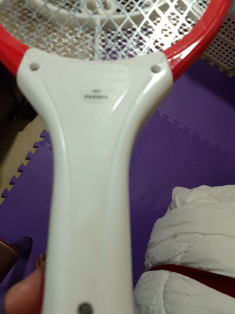 Giao hàng đúng hẹn, sp dùng được, bị bẩn cán cầm cảm thấy không thoải mái. cho 2 sao