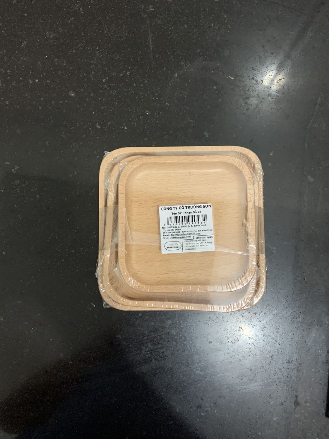 Tưởng mâm lớn tí, ai dè quá nhỏ xíu xìu xiu hà, chỉ bằng cái dĩa nhỏ thôi mà gọi là cái mâm 😂,
Lỡ nua rồi ko biết dùng để làm gì luôn