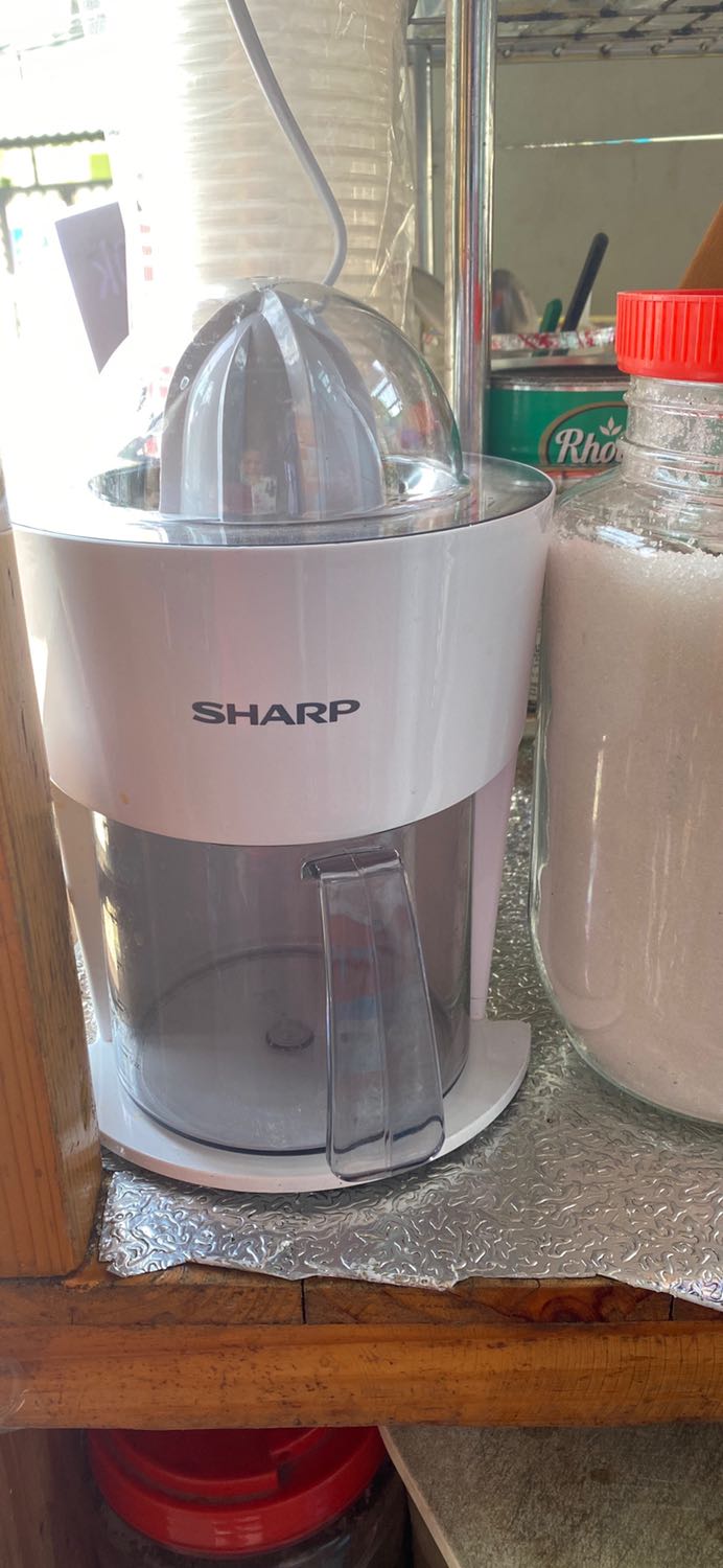 Máy xài tốt ,vắt kiệt nước .Điểm 10 /10