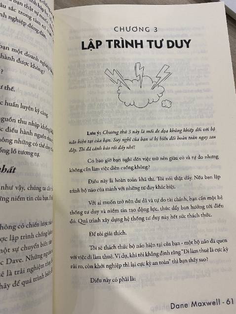 Mình đã đọc hết 3 cuốn khởi nghiệp của tác giả Trần Thanh Phong. Khi biết anh Phong ra quyển sách lần này, mình phải đặt ngay. Sách của anh viết rất thực tế và dễ hiểu, đọc cảm giác rất thoải mái, như là đang được trò chuyện, sống cùng tác giả. Sách lối tắt khởi nghiệp lần này, đã vạch ra một con đường khởi nghiệp rõ ràng hơn, những điều cần thiết và nên tránh trong quá trình khởi nghiệp. Cảm ơn anh Phong rất nhiều, vì đã luôn dành thời gian ra để có thể dịch và viết những quyển sách như thế này. Giờ chỉ cần anh ra sách, là em sẽ mua vì chất lượng là điều không cần phải bàn cãi.