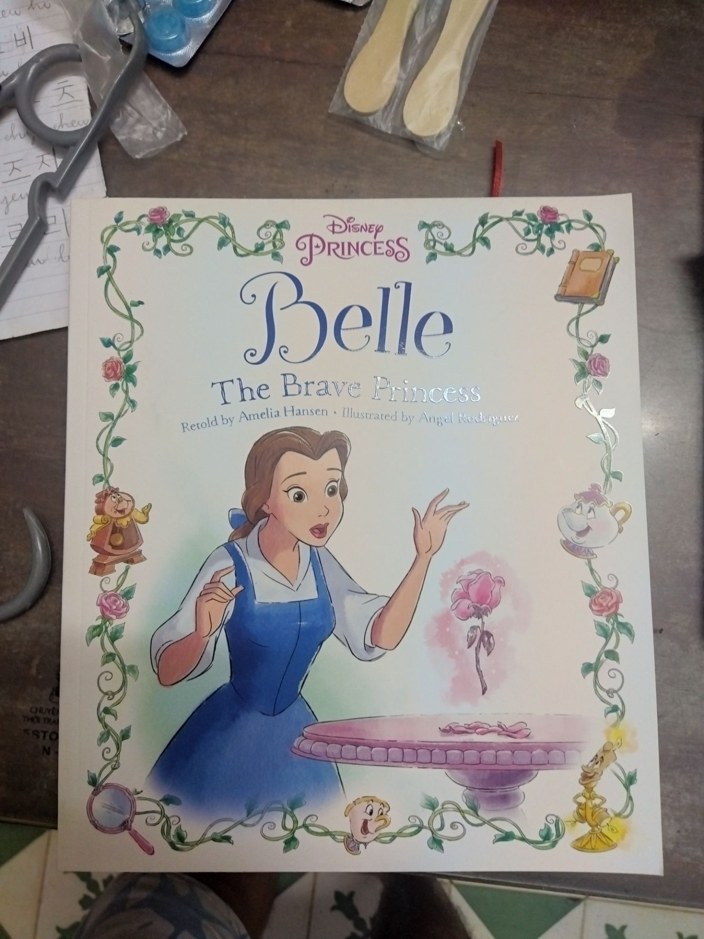 Belle công chúa dũng cảm người đẹp và quái vật công chúa Disney