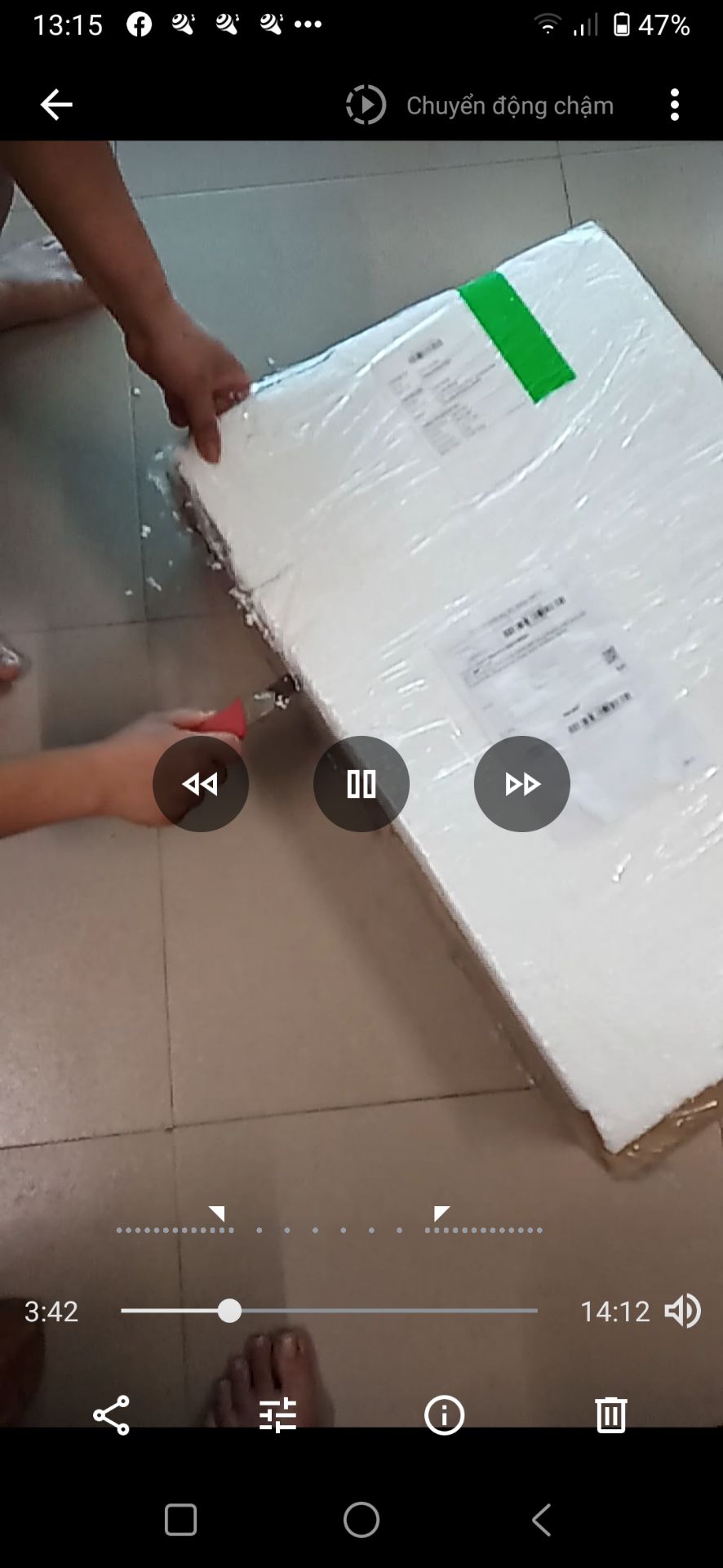 bếp mong núm vẫn không nhạy  lửa nhỏ nên hơi khó sử dụng .dóng hàng kỹ không bóp méo ,