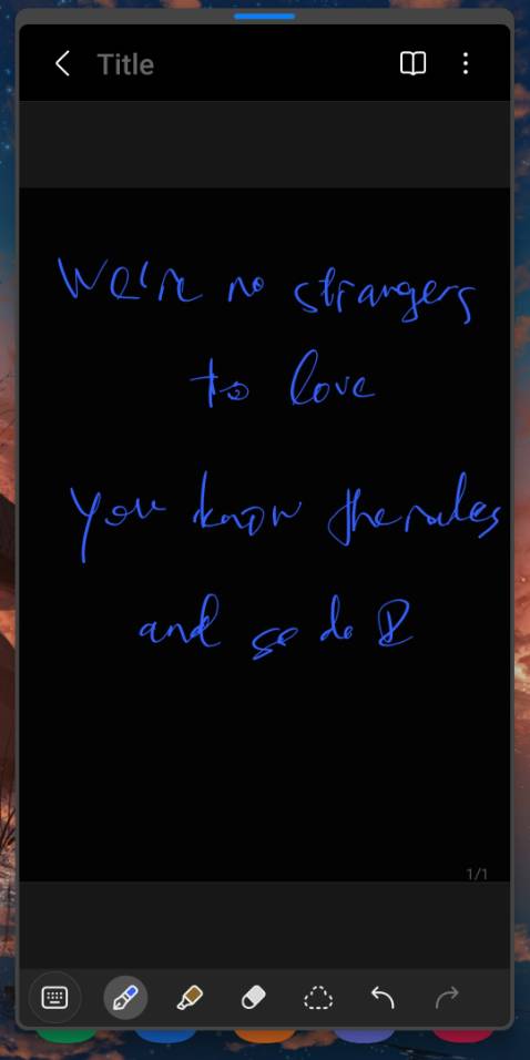 - Giao hàng nhanh, đóng gói cẩn thận, có kèm giấy hướng dẫn sử dụng và bảo hành. 
- Cảm ứng khá mượt, không gây xước màn hình, tcó kèm theo ngòi cảm ứng dự phòng, tuy nhiên khi sử dụng có tạo tiếng "cách" nhỏ nên các bạn nhớ lưu ý.
- Nét viết màu đen mảnh, đẹp, tuy nhiên trong hộp không kèm theo ngòi viết dự phòng.

Tổng kết: Rất hài lòng. 9/10.