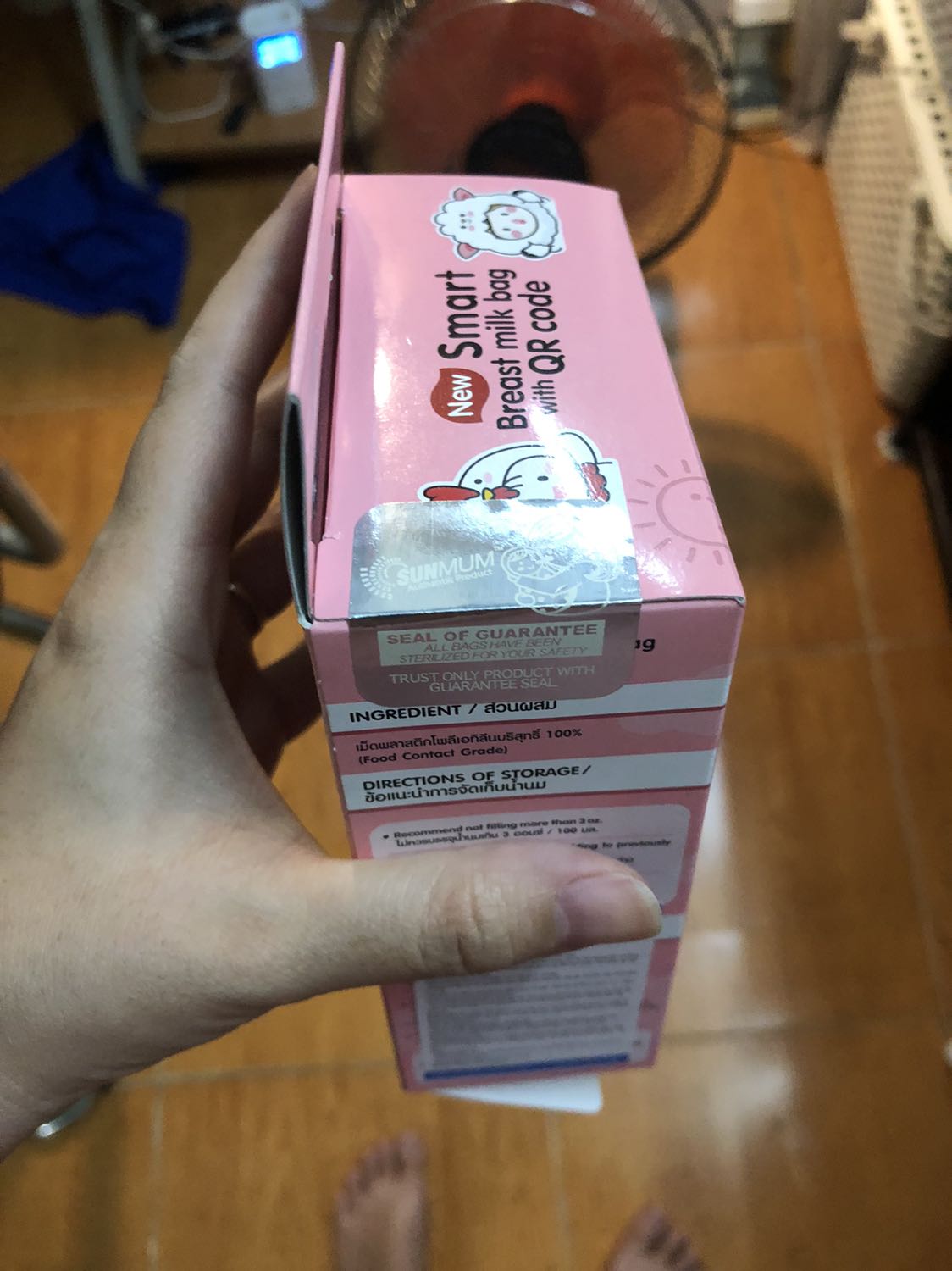 Ưu điểm:
+ Túi có giá thành rất rẻ
+ Dung tích vừa đủ cho 1 cữ bú của bé nhà mình
+ Bao bì dễ thương, túi mềm
Nhược điểm: 
+ Túi rất rất rất hôi mùi nhựa
Nếu mom nào muốn kỹ cho con thì nên dùng túi Unimom, túi nhỉnh tiền hơn một chút nhưng không hôi nhựa