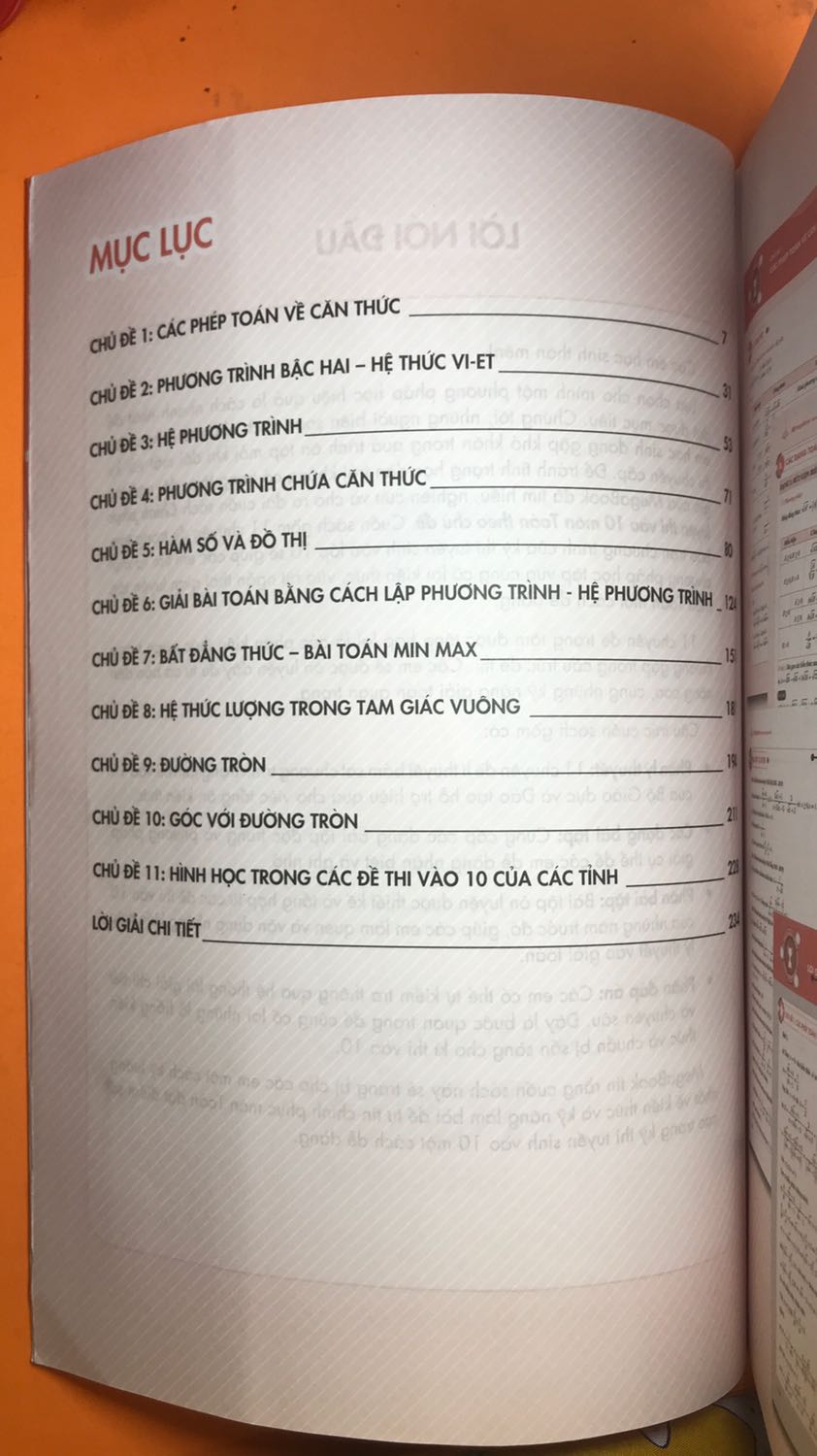 Sách đẹp, kiến thức bám sát. Mình thấy học quyển này nó giống 1 chặng đường á, bỏ qua 1 chặng là không hiểu gì luôn. Rất thích hợp để ôn thi, lại còn có đề thi của 1 số tỉnh minh họa cho từng phần, lời giải cũng chi tiết nữa. Nói chung rất đáng tiền mua nha