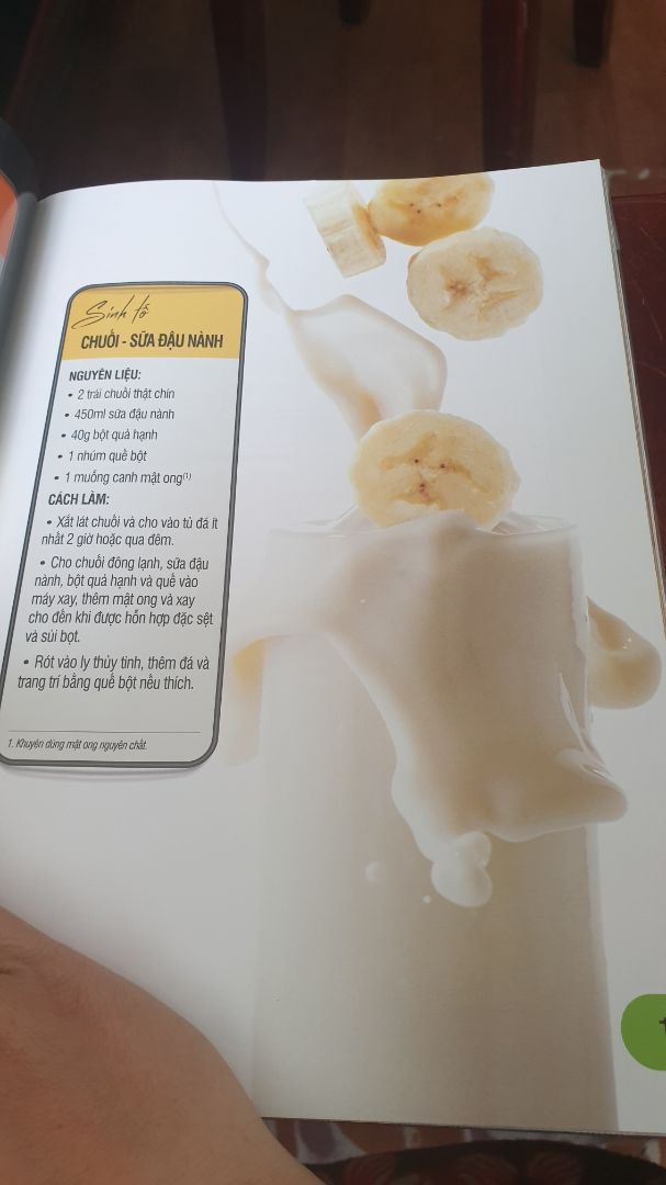 sách hay,hình ảnh đẹp,nội dung phong phú.nên mua sách về để có nh công thức nước ép ngon cho gd