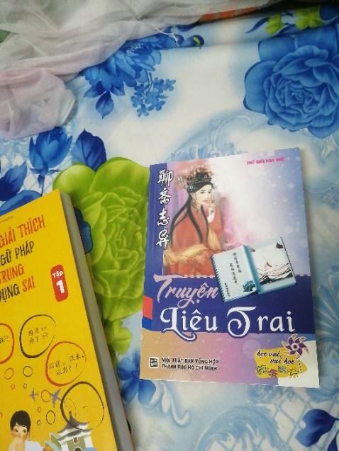 Sách đẹp, sách hay, truyện đính kèm cũng rất hữu ích, có đính kèm CD cho truyện. Rất thích ạ