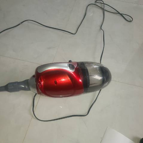 Máy mau nóng quá. Lực hút và thổi rất yếu.