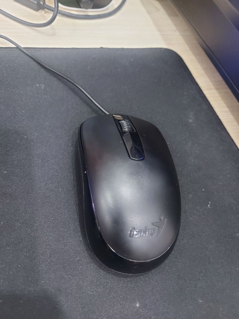 Hàng ok chất lượng, tuy nhiên đóng gói sơ sài vận chuyển bẹp cả hộp. may sản phẩm bên trong vẫn chưa bị ảnh hưởng gì.