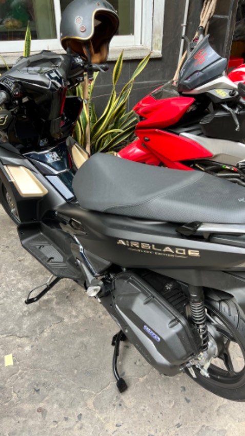 Tiki giao hàng đúng thời gian dự kiến, tư vấn viên nhiệt tình hỗ trợ và phía bên Head chu đáo, hướng dẫn chi tiết, dịch vụ thân thiện, chuẩn xác. Tất cả đều OK.