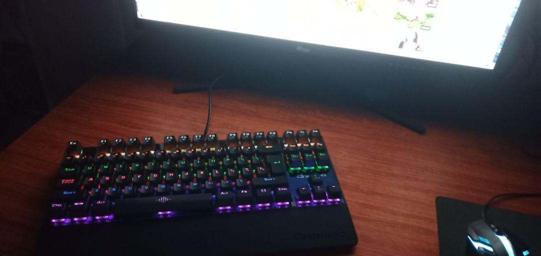 Mình đã mua và hài lòng vs bàn phím k28 này Mình đã mua và hài lòng vs bàn phím k28 này