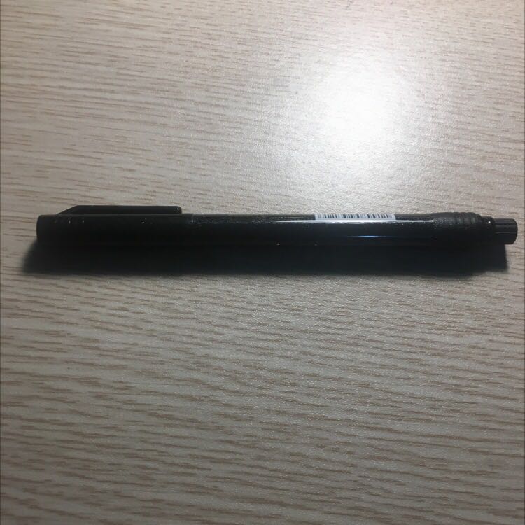 Chất lượng ok, giá thành ổn. Bút viết nét đẹp, mỗi tội cả phí ship thì hơi đắt ý. Nói chung là bút ok lắm ạ