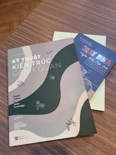 Sách đẹp, chất lượng cao, kiến thức rất chi tiết, trình bày sinh động. Rất đáng mua.