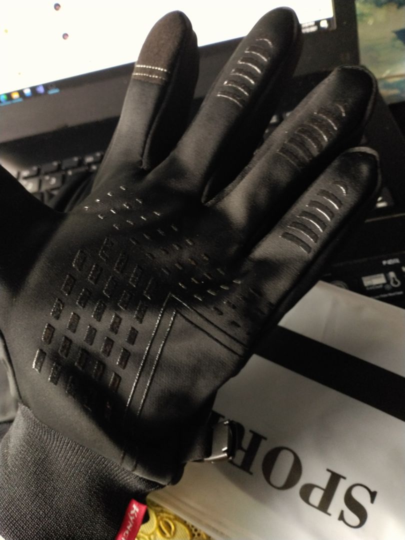 giao hàng nhanh, sản phẩm tốt, chống nước như giới thiệu, tiếc là không có nhiều kích cở hơn giao hàng nhanh, sản phẩm tốt, chống nước như giới thiệu, tiếc là không có nhiều kích cở hơn