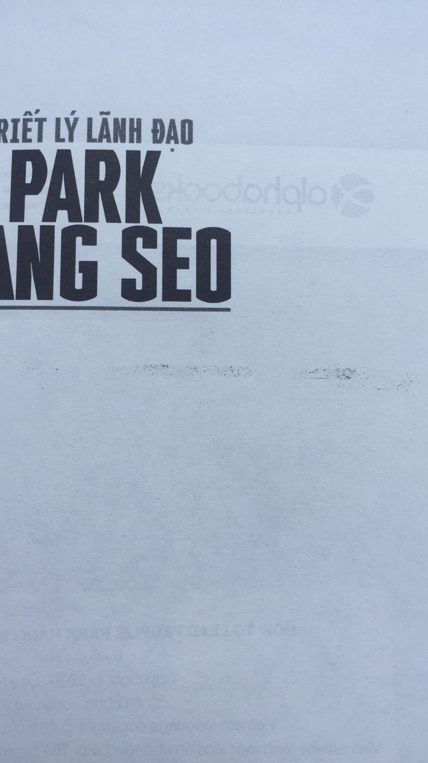 Giao hàng rất nhanh, đặt tối qua sáng đã nhận dc.
Cảm ơn cty Alphabooks. Nhờ quyển sách này mình đã hiểu thêm về Mr.Park và cách lãnh đạo của ông dẫn đến sự thành công.
Sách đẹp, rẻ hơn so với giá bìa, có tặng postcard; thông điệp dc truyền tải rõ ràng, dịch hay, nên đọc rất dễ nhớ. Đáng mua.
Nhưng mình chỉ vote 4 sao thôi, vì đầu trang có chỗ bị dơ nhẹ. Mong lần sau Alphabooks sẽ chọn kĩ hơn.