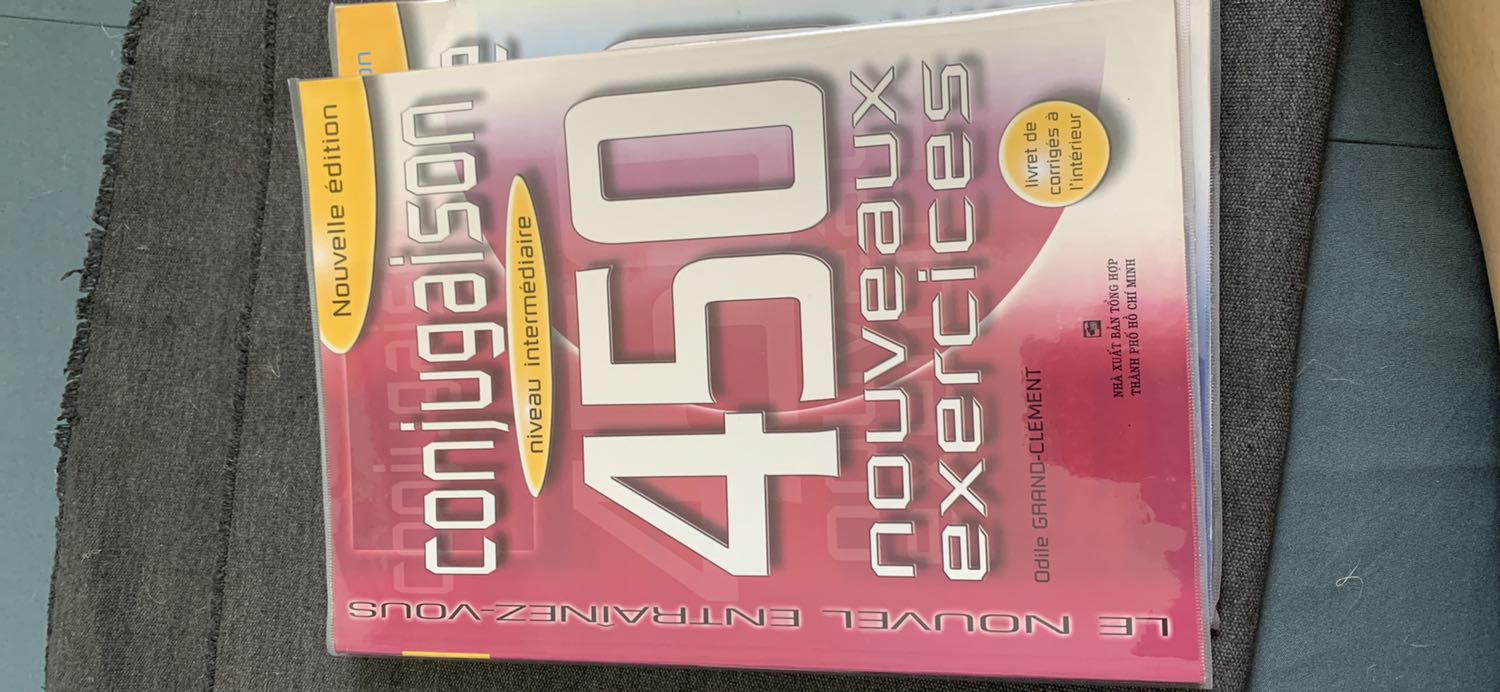 Giao hàng nhanh, sách chất lượng tốt, bạn nào học tiếng Pháp nên mua.