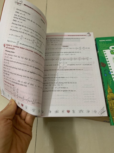 Chữ hơi nhỏ.
Mua sách ở tiki rẻ hơn ở hiệu sách rất n đó mn.