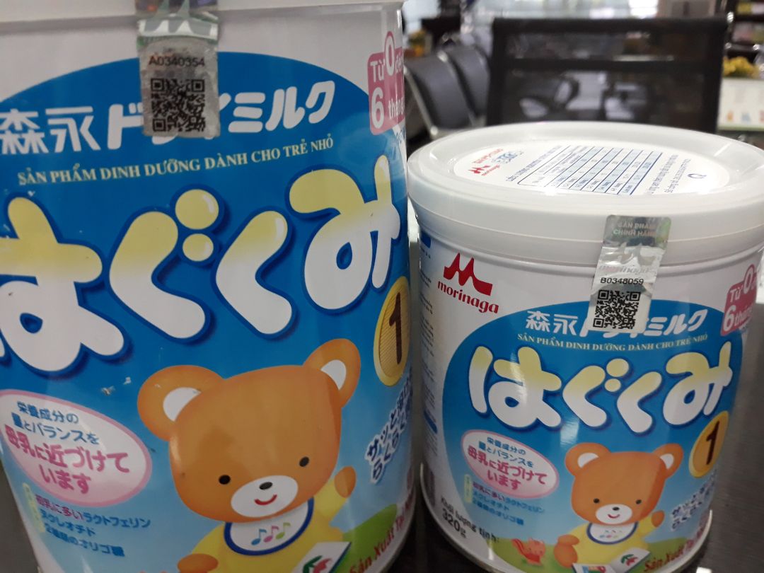 Mua nhiều lần rồi giờ mới viết nhận xét cho tiki, mỗi lần mua đều 2-3 hộp chứ k mua 1 hộp, lần này mua 2 hộp thì hộp nhỏ cực kì hài lòng, hàng date cũng còn mới, hàng đủ tem ( cả 2 tem luôn) nhưng có hộp lớn chưa hài lòng. Mong tiki chú ý hơn