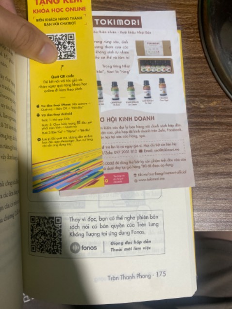 Nội dung chung chung. Nó chỉ khẳng định lại những luận điểm mình đã học được trên YouTube.
Đánh giá 2* vì mua sách về đọc còn bị Khéo Léo chèn quảng cáo ứng dụng, sản phẩm nhiều lần.