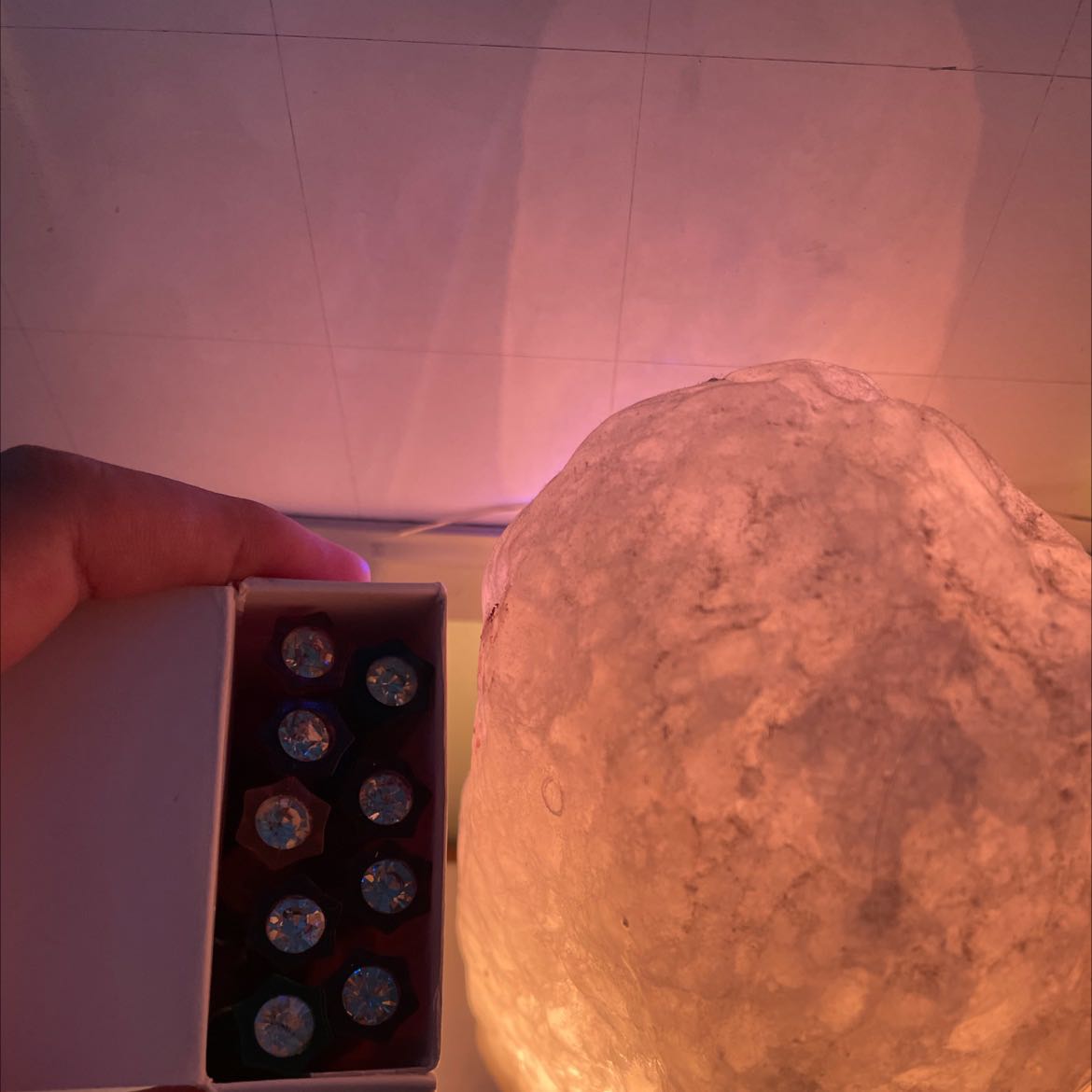 Ra mực đều, đậm không bị nhợt nhạt màu mực.