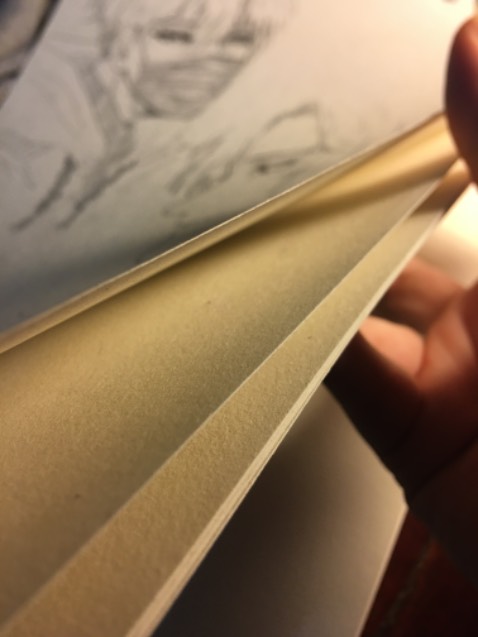 Bọc chắc chắn, giao hàng nhanh 
Sổ vẽ siêu sướng luôn, không kị tẩy 😻🫶