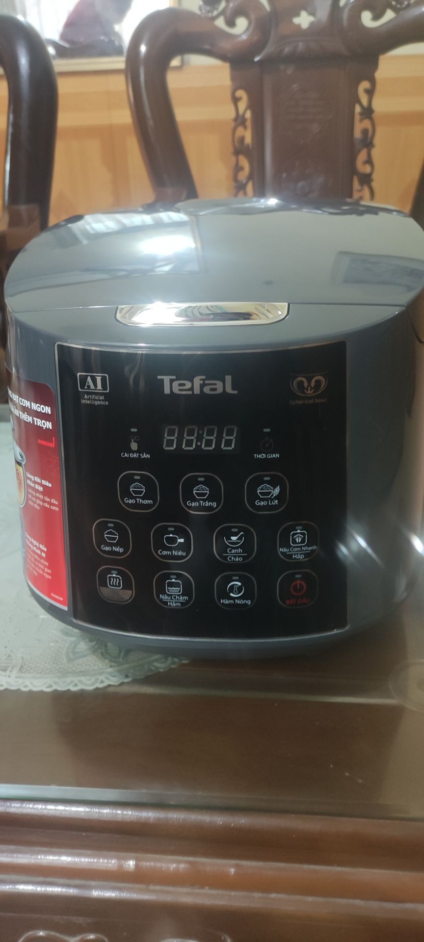 Đã nhận được nồi cơm điện của Tefal. Đặt mua hôm 12/12 đến 14/12 đã nhận được sản phẩm. Tiki giao hàng nhanh, cẩn thận. Săn sale mua được giá 1.267k cả sip nhưng quà tặng đi kèm thì phải chờ nhận sau