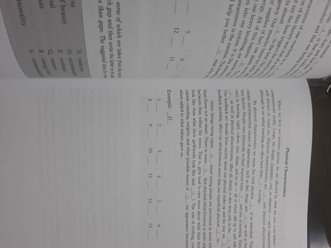 Sách in đẹp rõ ràng, nội dung lướt qua khá ổn. Bổ ích để luyện từng dạng trong reading. Đóng gói chắc chắn
