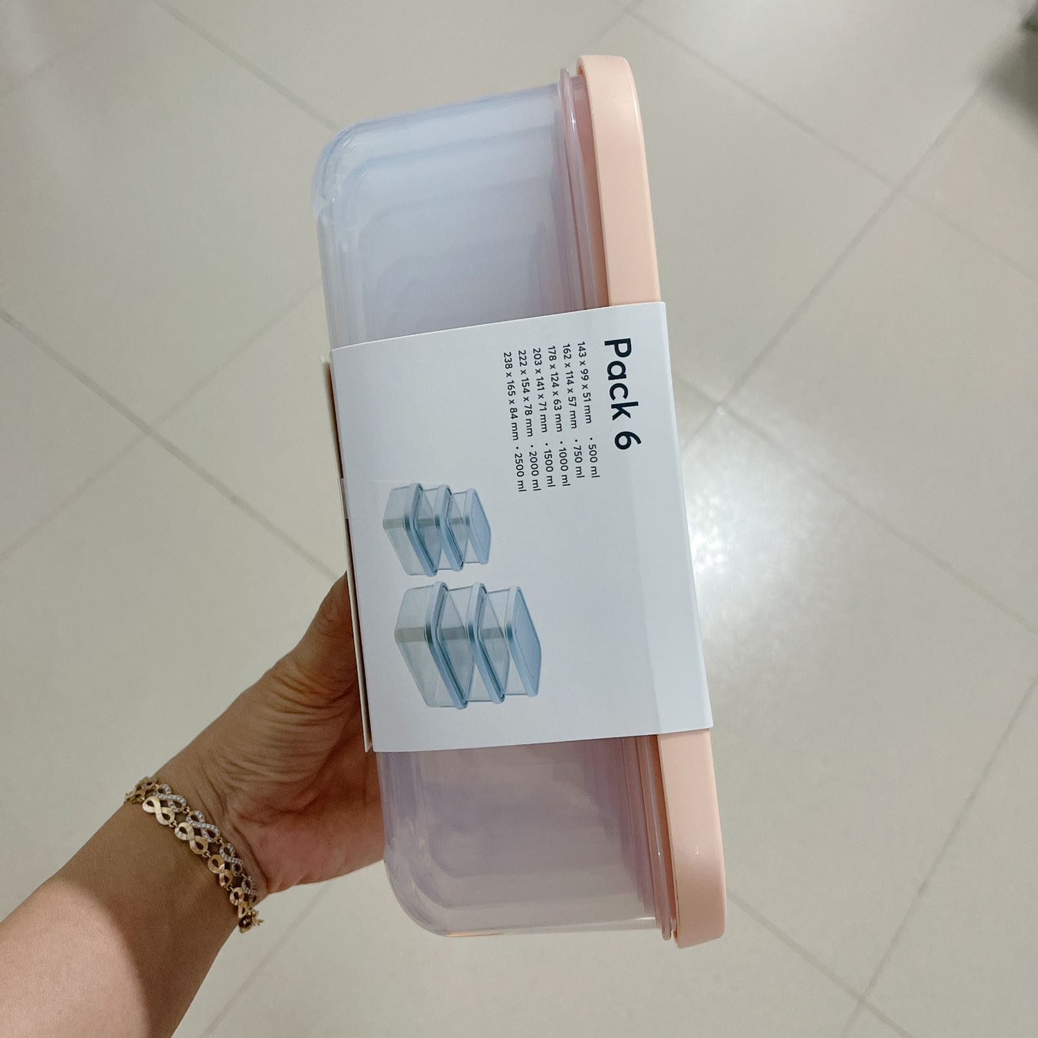 Mình đặt màu xanh mà giao màu cam, tuy nhiên chất lượng ổn định nha mn.. đựng rau thơm mà để cả tuần lễ không hư luôn.. giá tốt, okie la ghê