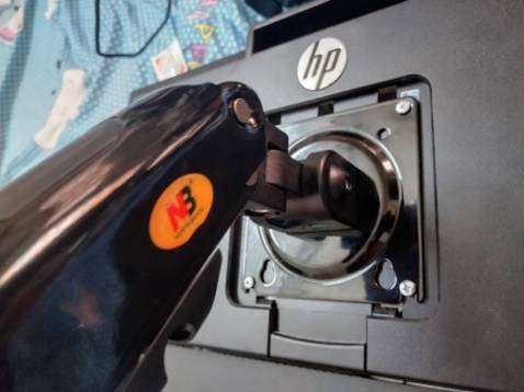 Giá tốt.
Dễ lắp đặt.
Dễ sử dụng.
Gọn gàng bàn làm việc