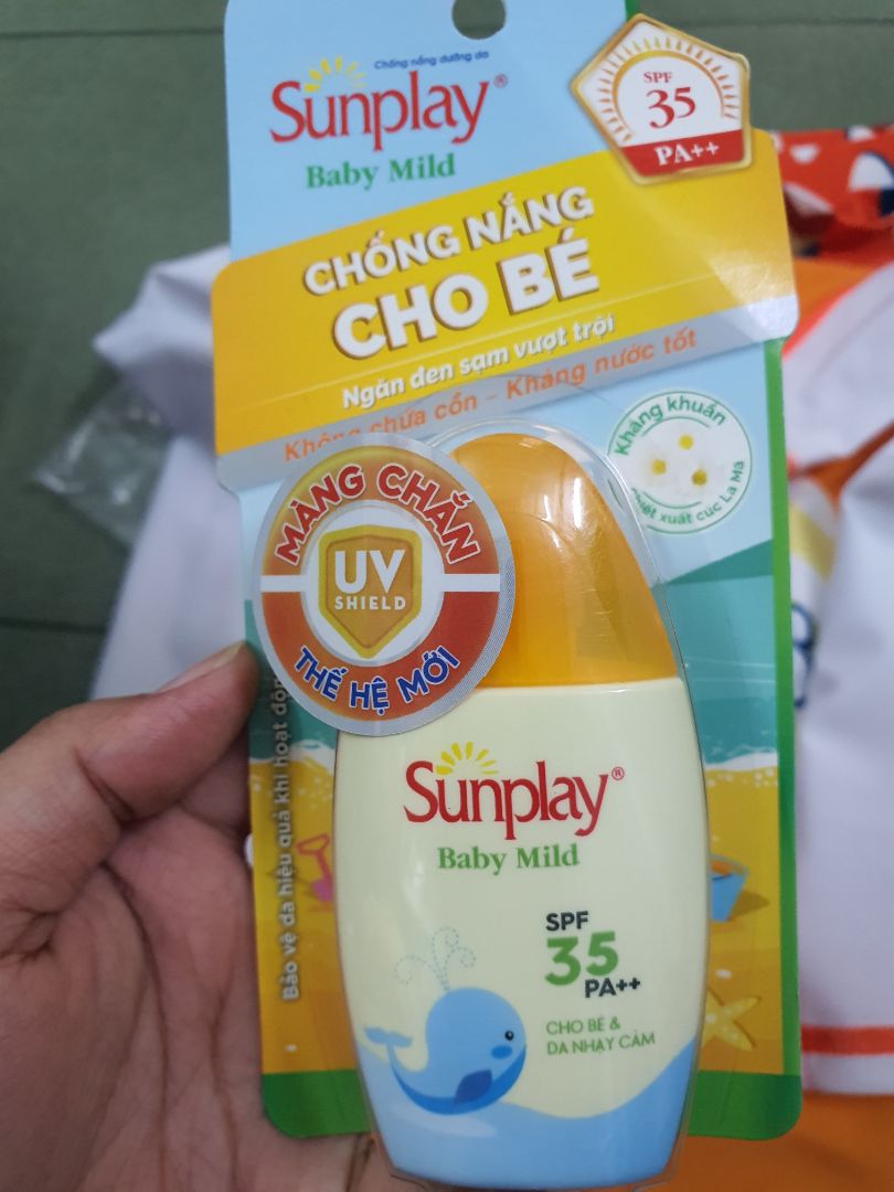 Sản phẩm phù hợp với bé, lành tính, dịu nhẹ. Người lớn những ngày da mặt bị mụn cũng dùng được.