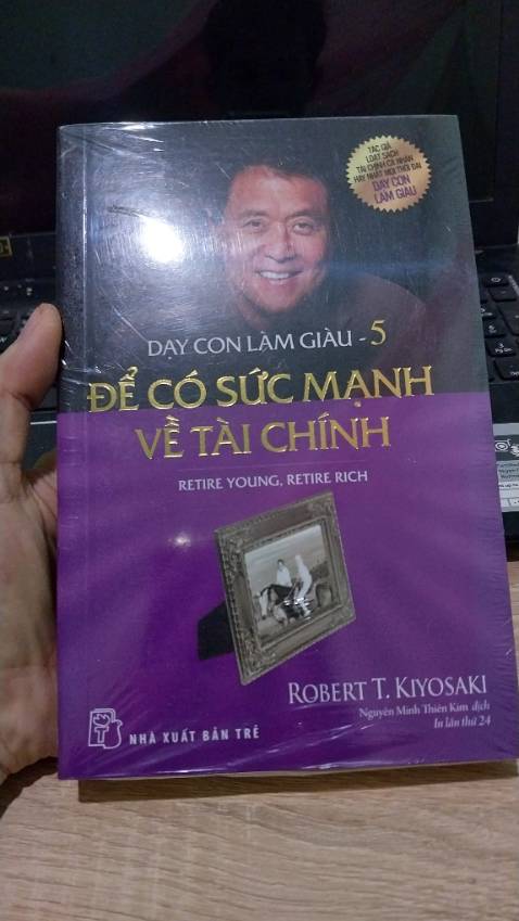 Sách nên đọc, shop giao sách nhanh và ok