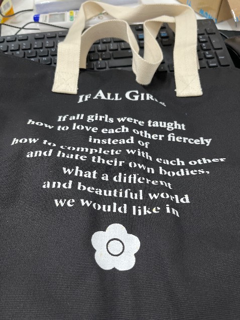 Túi xinh, giao hành nhanh chóng