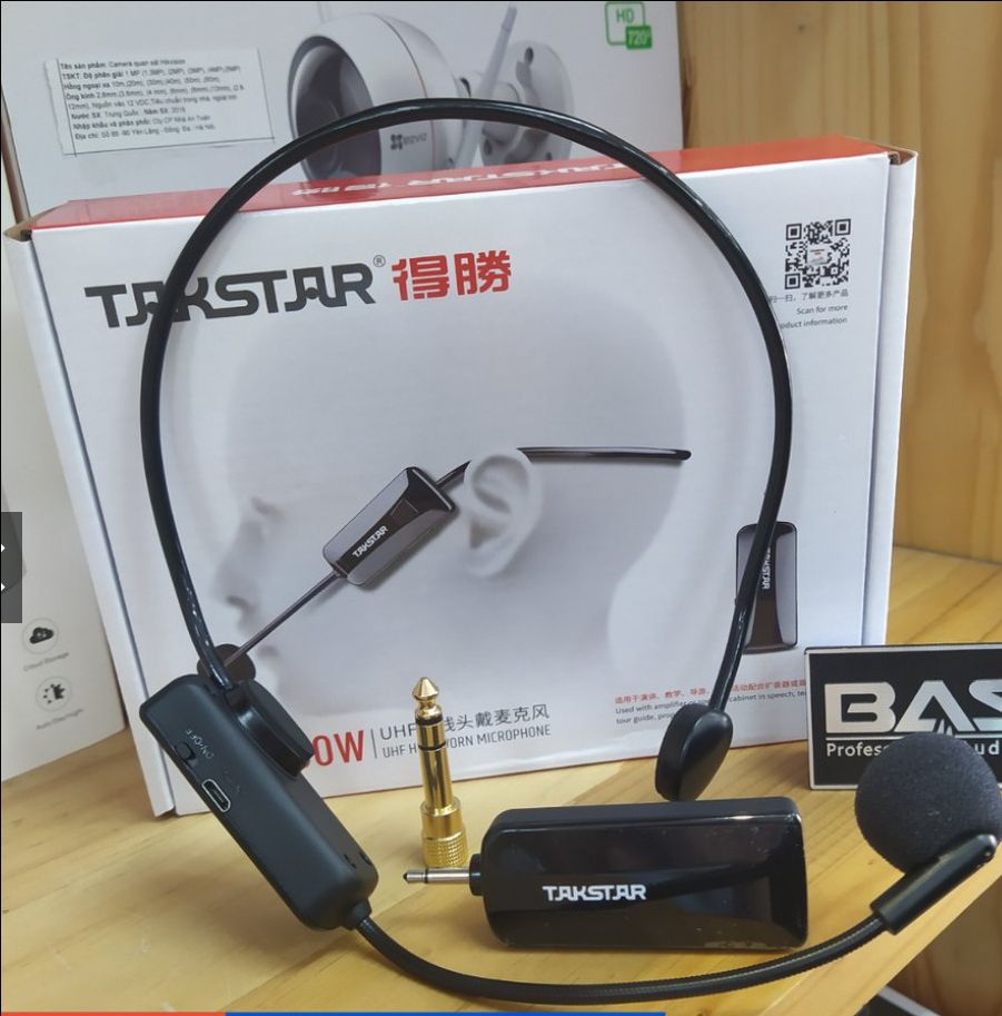 Con mic này tiện lợi quá, làm mc đi dẫn teambulding cắm đầu thu vào loa thùng, mic đeo trên tai, tay quá tiện lợi, hò hét to kích thích người chơi mà không bị mất nhiều giọng,