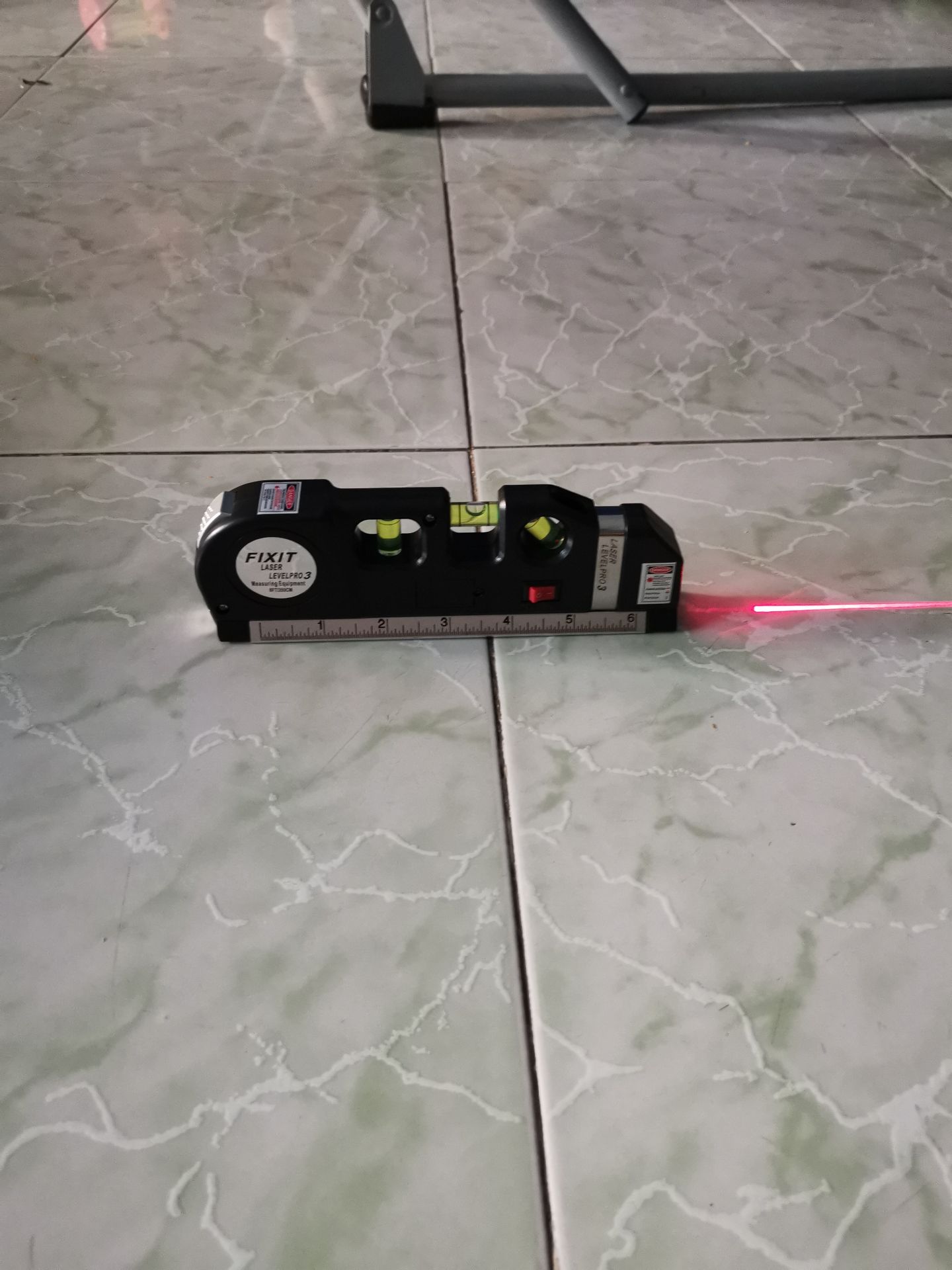 Hàng nhỏ gọn, tiện lợi cho đo và lấy mặt bằng