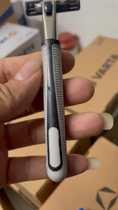 Giao hàng nhanh , sản phẩm tạm ok ,