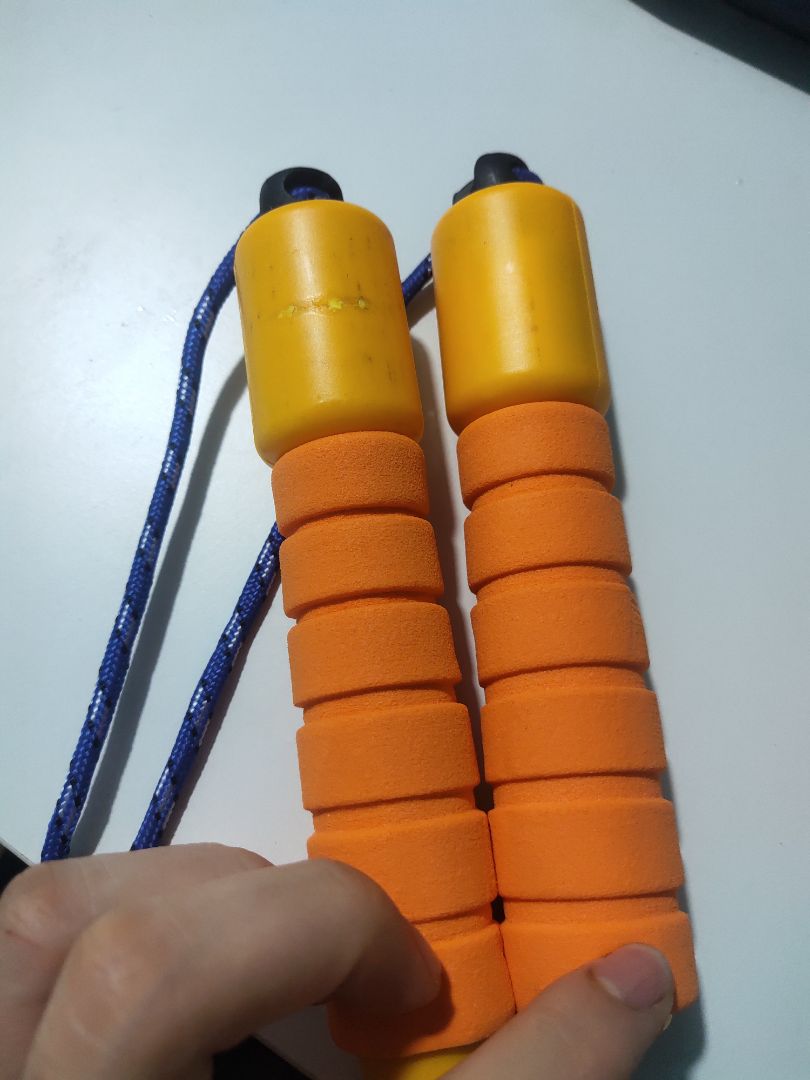 chất lượng quá kém . dây quá ngắn . không lõi . sai hoàn toàn giới thiệu