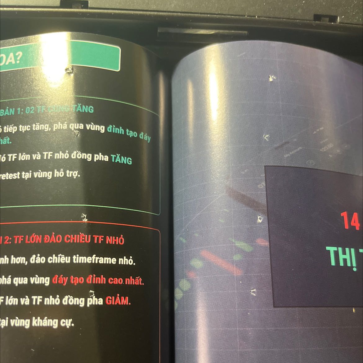 Mình nhận sách mà Có 5 trang tức 10 mặt bị đục lỗ, trông rất xấu