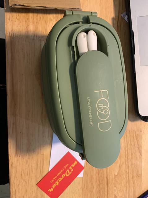 Hộp cơm dùng khá ok
hi vọng sẽ dùng bền
Đã nhận hàng.Sẽ ủng hộ shop thêm nữa!!!
Đóng gói cẩn thận, Hộp cơm nhìn đẹp và chắc chắn,  Đáng tiền. Màu xanh sạch sẽ, hộp có khay thức ăn, có khay cơm tiện lơi. Phiếu dễ thương hà.