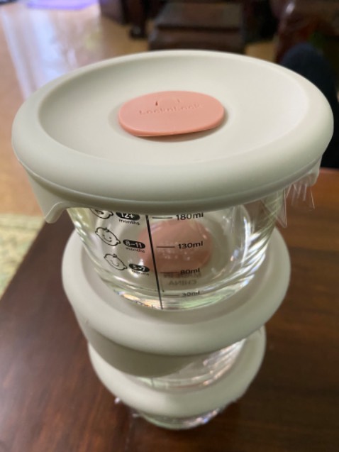 Hàng của Lock&Lock không có gì để chê, mua về đựng đồ ăn cho bé, rất yên tâm về chất lượng. Tiki giao hàng siêu nhanh. 5 sao!