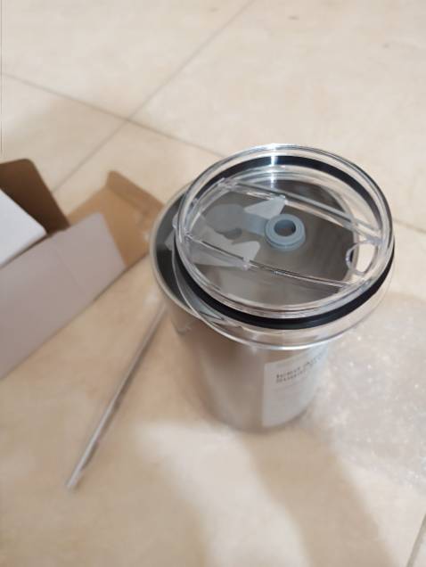 Bình dày dặn, đẹp, sáng bóng. Thiết kế rất tiện dụng. Mình rất thích cái bình này vì rất hay uống coffee.