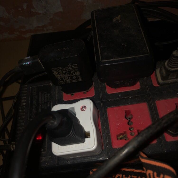 Ok lắm ạ, hàng chính hãng của điện quang. Tương thích gần như mọi jack 3 chân.