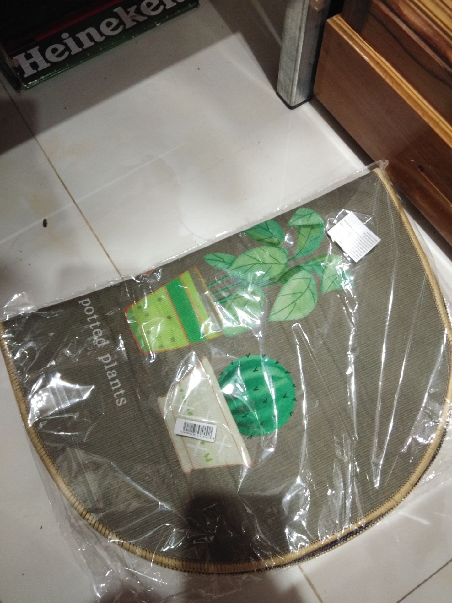 chất lượng sản phẩm giống hộp mình đã mua. sản phẩm tặng kèm là nước dùng hữu cơ cận date còn có mấy ngày nên thấy ko thích lắm. chất lượng sản phẩm giống hộp mình đã mua. sản phẩm tặng kèm là nước dùng hữu cơ cận date còn có mấy ngày nên thấy ko thích lắm.