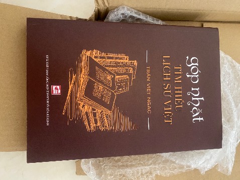 Sách rất tốt. Giao hàng nhanh. Đóng gói cẩn thận.