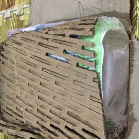 Dòng nước giặt có mùi dễ chịu nhất trong các loại nước giặt của Omo. Lại an toàn. Nhà mình có con nhỏ nên thường dùng loại này cho cả nhà. Giá ổn,giao nhanh Dòng nước giặt có mùi dễ chịu nhất trong các loại nước giặt của Omo. Lại an toàn. Nhà mình có con nhỏ nên thường dùng loại này cho cả nhà. Giá ổn,giao nhanh