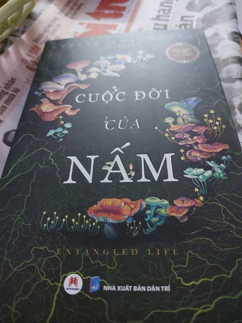 Sách viết bởi chuyên gia sinh học, kiến thức khá nặng cho độc giá phổ thông, một cuốn sách hữu ích