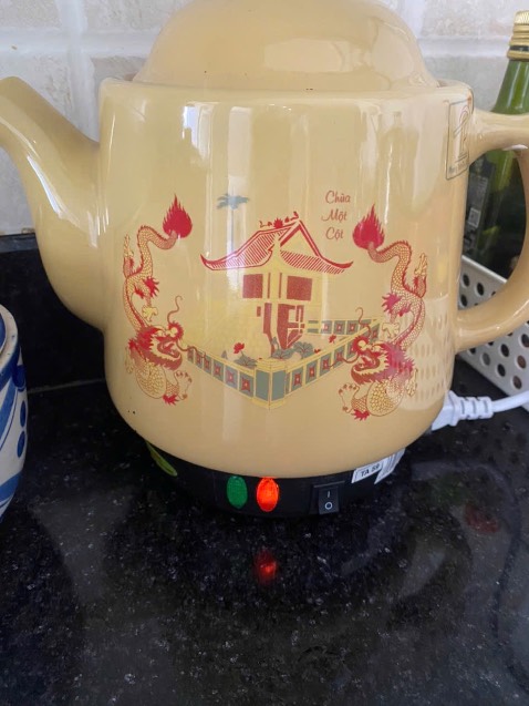 Cắm điện 30 phút không nóng