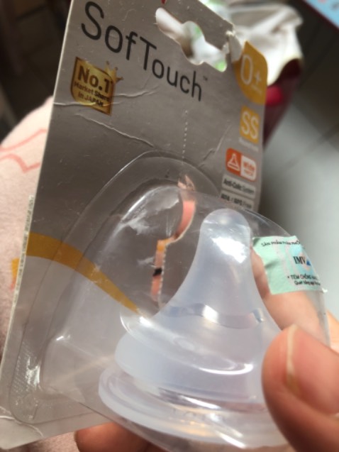 Hàng date cũ, sx từ tận 2018 do k đeer ý bóc hộp rồi nên k đổi được quá thất vọng