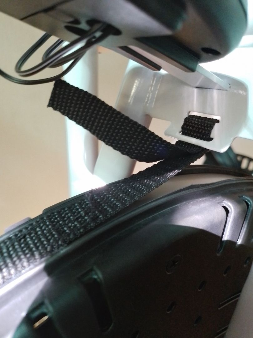 giao nhanh, phần hướng dẫn rắp láp nên chi tiết hơn, đánh dấu số thứ tự trên phụ kiện bằng stick, để người lắp khỏi bỡ ngỡ. chất lượng ổn, có thể tăng độ kháng bánh đà nhờ vào dây quang bánh đà