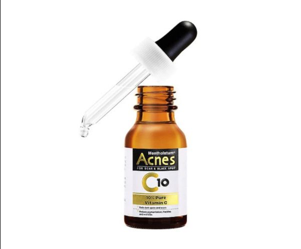 Đợt mình mua sale 11.11 mà giờ mới có thời gian ngồi viết đánh giá. Serum dùng khá ổn có mùi nhẹ nhưng là mùi dễ chịu mới đầu dùng không quen kiểu hơi bị châm chích ở mặt. Một vài ngày sau sẽ hết. Dùng C mng nhớ bôi kem chống nắng khi ra đường nha 😁😁😁